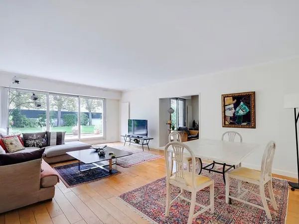 Quartier Bac - 5 pièces 160 m² - 350m² jardin privatif