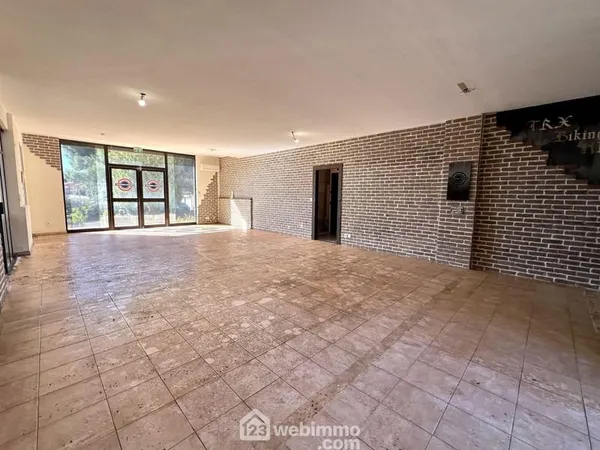 Bureaux 3 pièces 123 m²