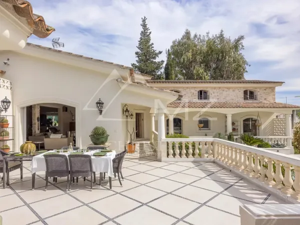 La Colle-sur-Loup - Villa contemporaine au calme - 8 couchages