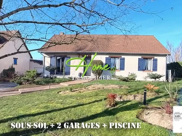Sous-sol + 2 garages + piscine