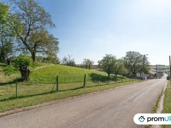 TERRAIN CONSTRUCTIBLE à VENDRE à VALHEY