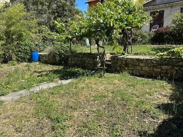 Terrain 391 m²