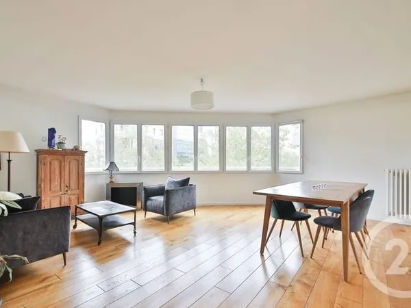 Appartement 4 pièces 94 m²