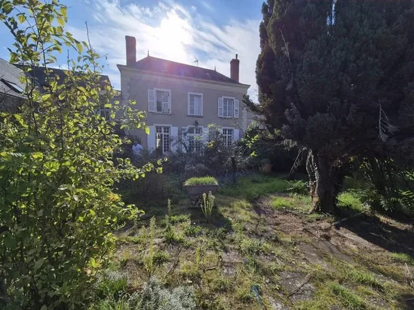 Maison 9 pièces 235 m²