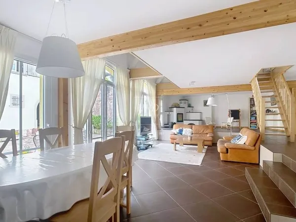 Maison 4 pièces 140 m²