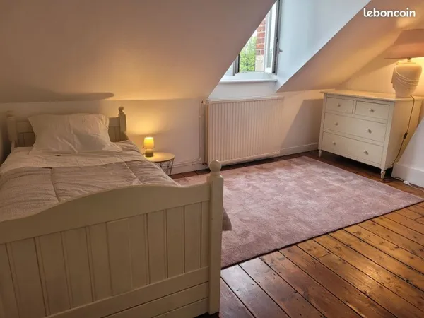 2 Chambres meublées , 1 SDB partagée