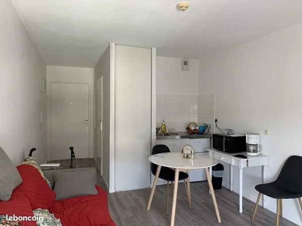 Studio 1 pièce 21 m²