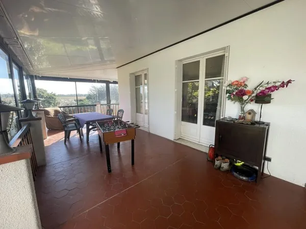 Maison T6/7 avec sous sol complet