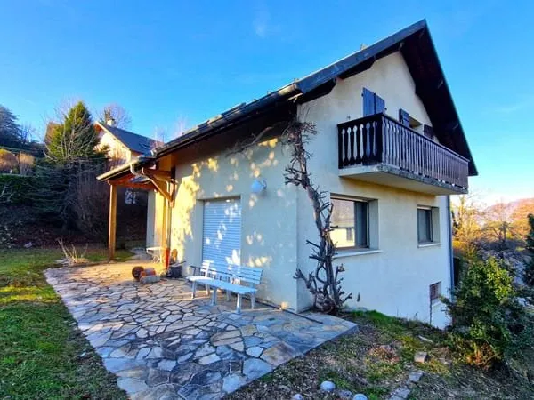 Belle maison familiale Vue Belledonnes