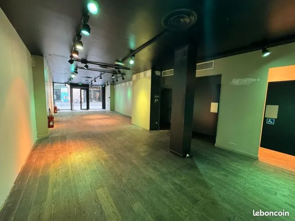 Local commercial rue de la Haute Montée 80 m² + réserve