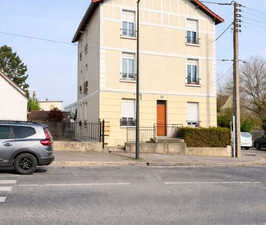 Goussainville Immeuble de rapport de 6 appartements