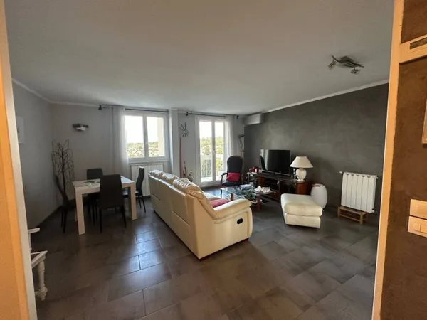 Appartement 4 pièces 82 m²