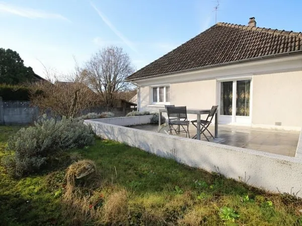 BRUNOY Maison familiale au calme, avec jardin et sous-sol