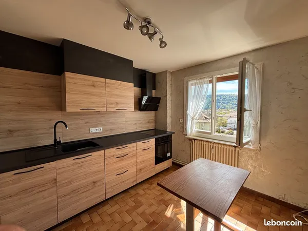 Loue appartement à Champagnole