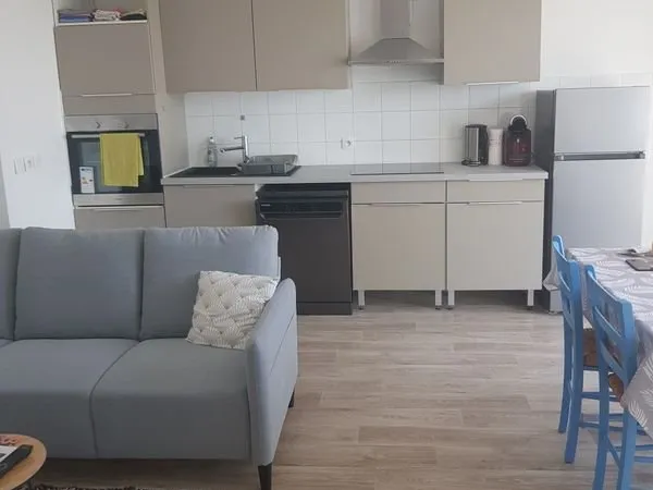 Chambre a louer dans T4