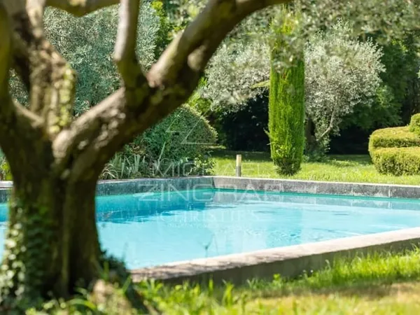 Authentique Mas provençal à 5 minutes de Lourmarin