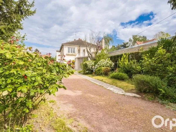 Maison 6 pièces 109 m²