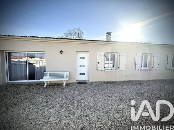 Maison de plain-pied 6 pièces 121 m²