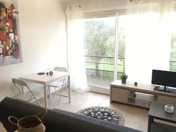 Appartement Type T1 (avec locataire)