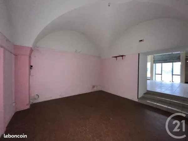 Local commercial 86 m²