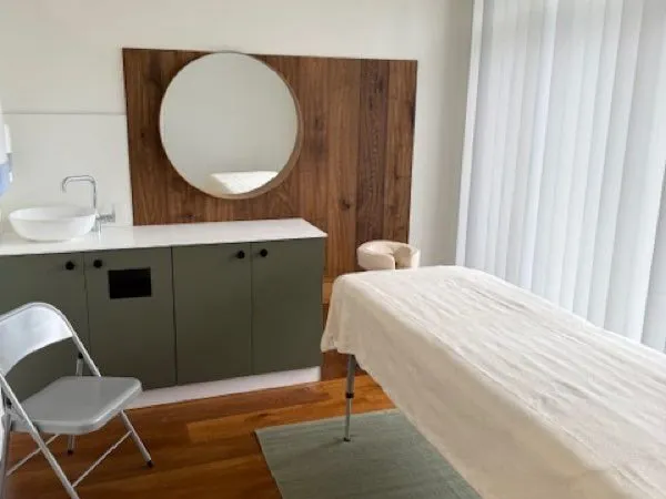 Salle de consultation bien être / massages