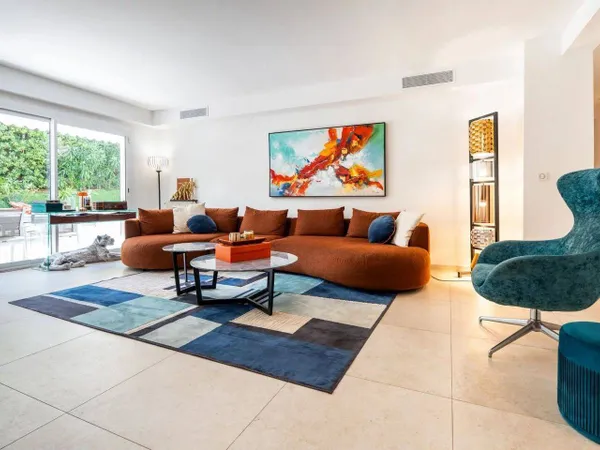 Appartement 5 pièces 130 m²
