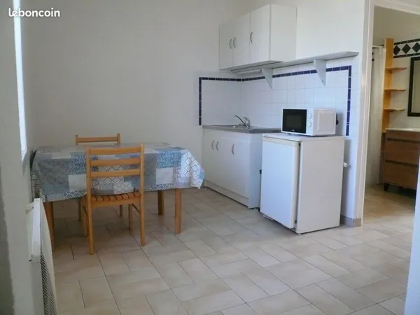 Appartement 2 pièces lumineux et calme idéalement situé