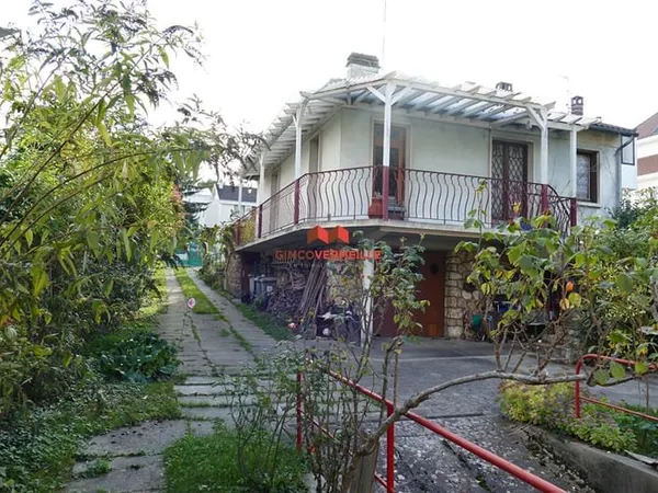 BUZENVAL - Propriété avec deux pavillons
