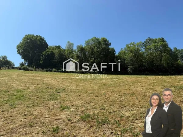 Terrain en lotissement sur St Chef 616m2
