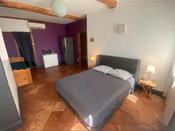Chambre 1 pièce 25 m²