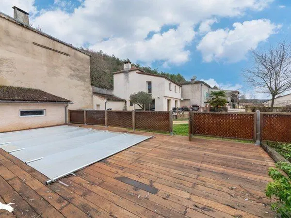Maison 6 pièces 153 m²