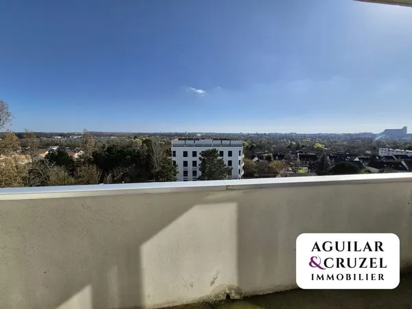 Bourges Quartier IUT, Appartement T2 avec ascenseur