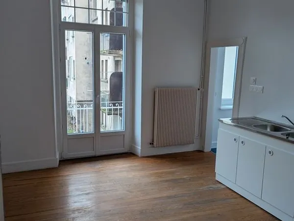 Metz sablon gare prox ecoles jardin public commerces bus autouroutes grand f3 79 m² avec 2 balcons c