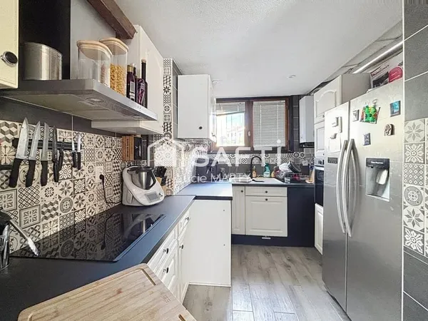 Appartement 78m2 avec grande terrasse, garage et cave