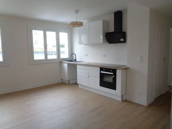 DIJON QUARTIER BOURROCHES BEL APPARTEMENT T4 rénové
