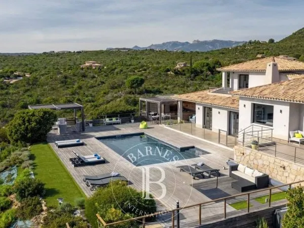 Villa 270 m²