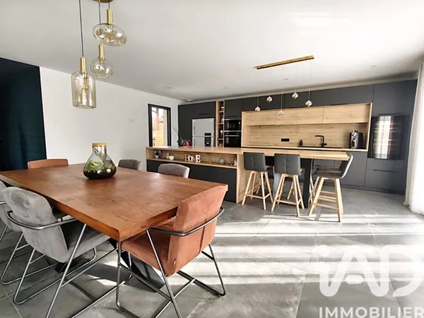 Maison 7 pièces 152 m²
