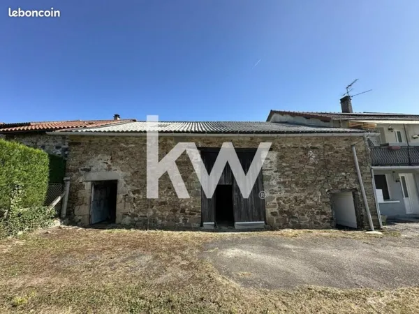 Garage/box 180 m² Limoges