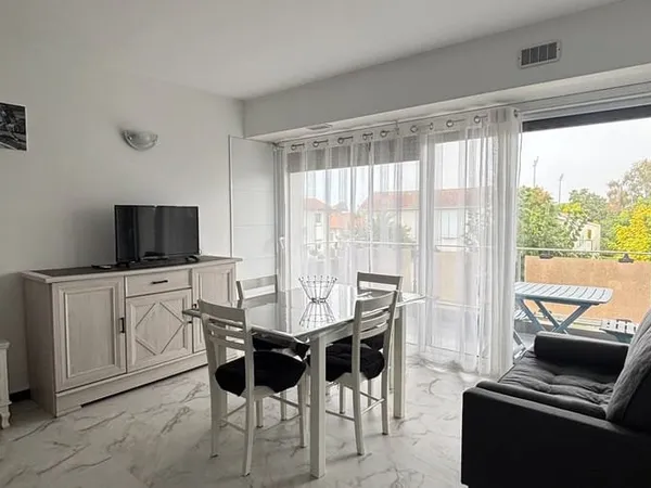 Studio 1 pièce 36 m²