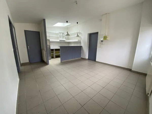 IMMEUBLE DE RAPPORT PROCHE GARE COMPRENANT 4 APPARTEMENTS