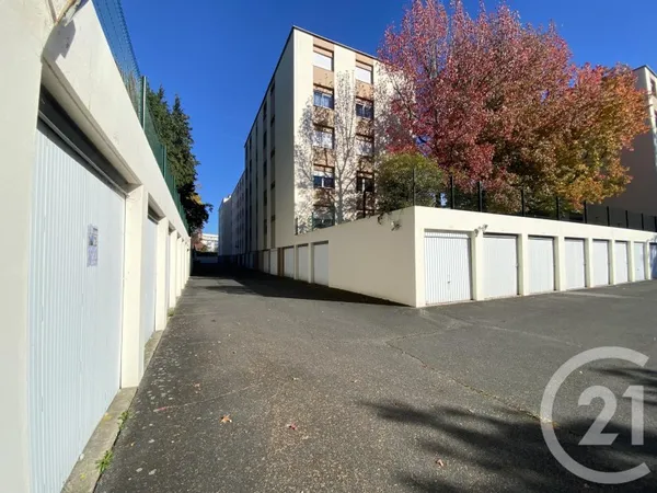 Parking 12 m²
