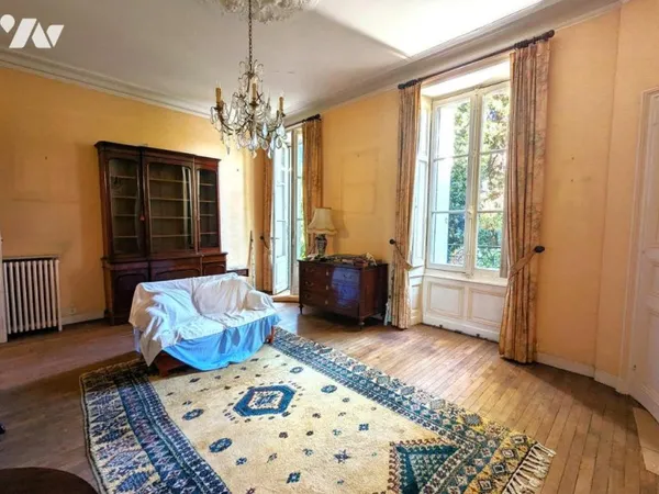 Maison 9 pièces 231 m²