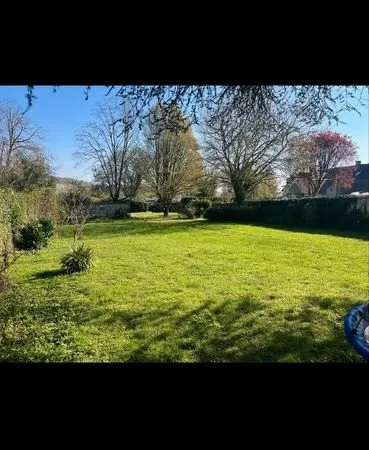 Terrain constructible 1330 M2