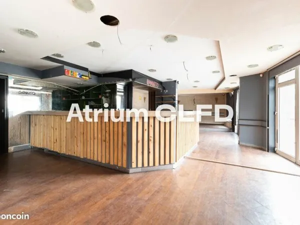LOCAL COMMERCIAL 135 m² CLERMONT FERRAND