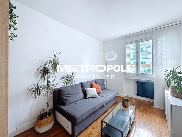 Bel appartement T2 COURS TOLSTOÏ