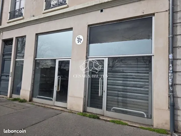 Local 125 m² Lyon