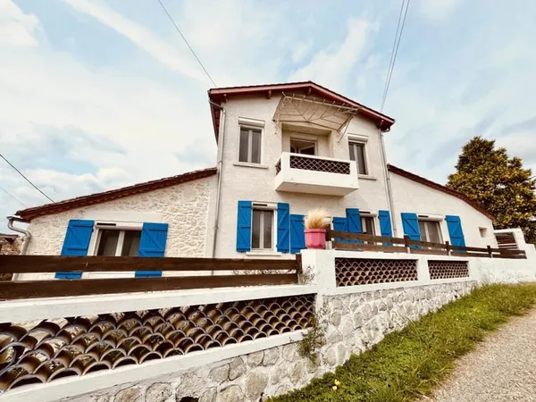 Charmante maison de campagne avec piscine entre Duras et Eymet