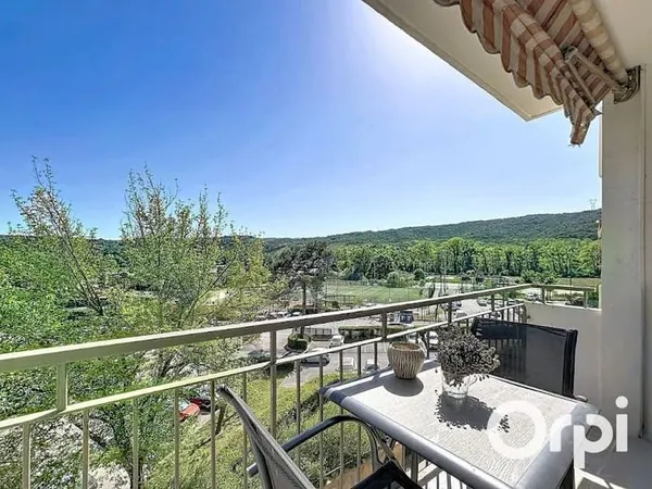 Appartement 4 pièces 82 m²