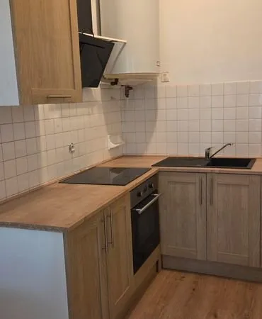 Loue F2 49m2 à Auch prés de la mairie