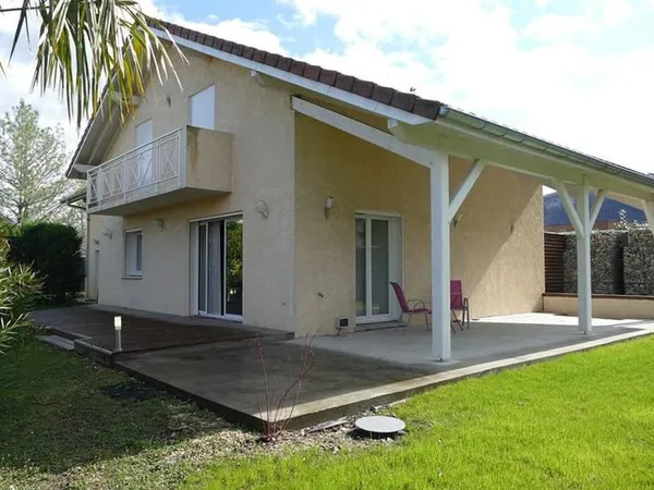 Maison 4 pièces 179 m²